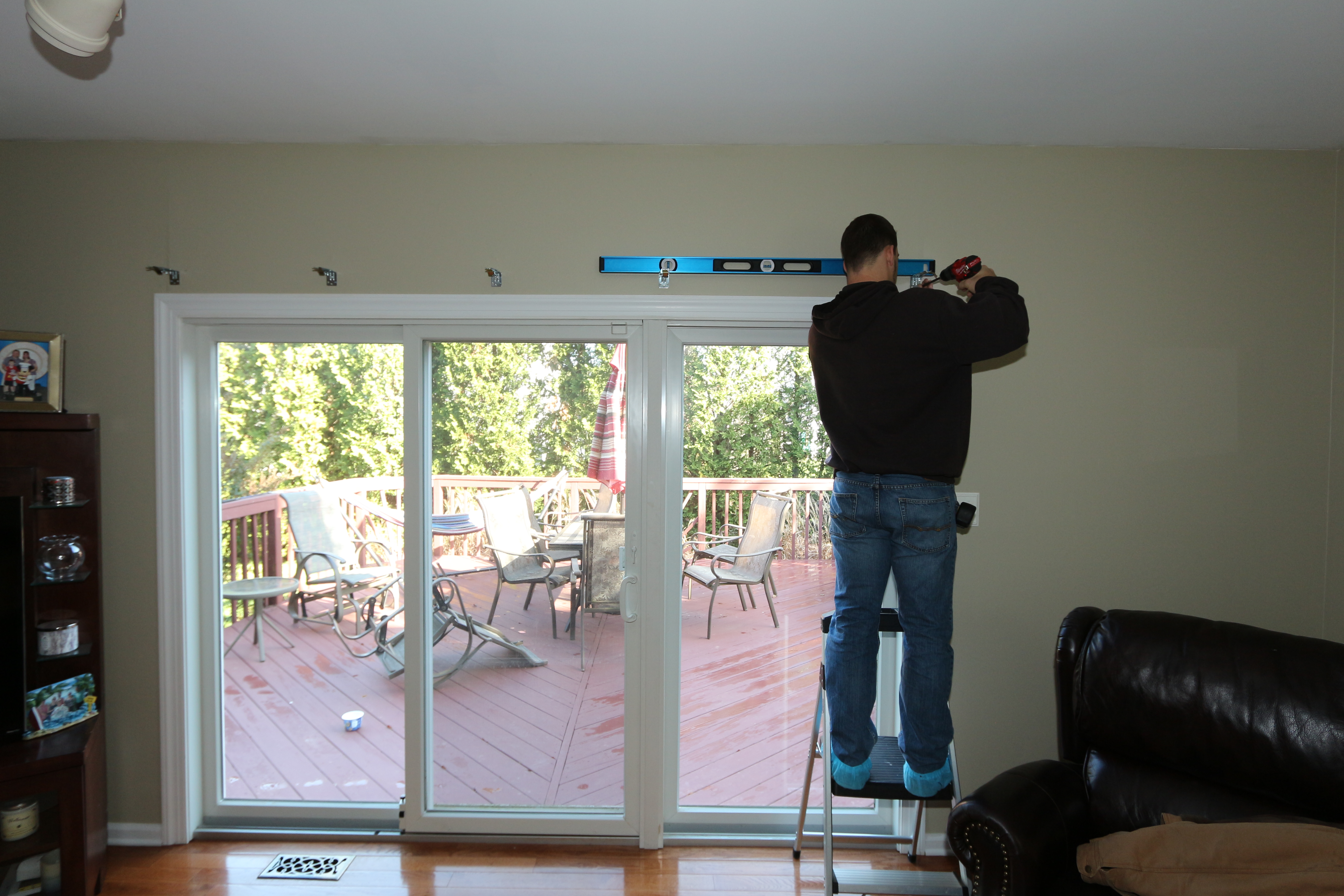 Installing window treatments